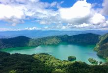 Ngozi Crater Lake景点图片
