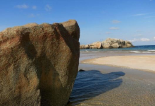 Penunjuk Beach景点图片