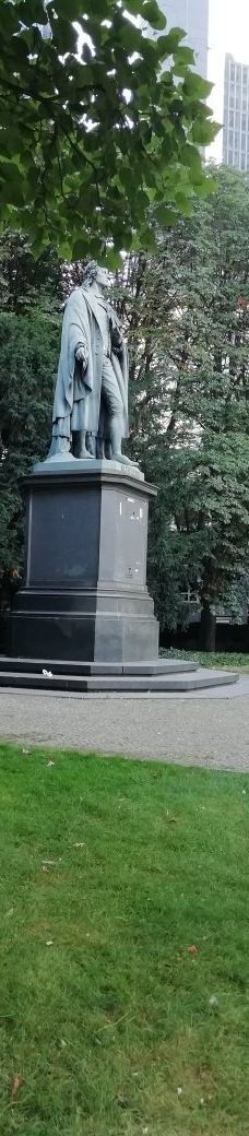 席勒雕像-法兰克福