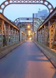 Ponte de Ferro Governador Bley-伊塔佩米林河畔卡舒埃鲁