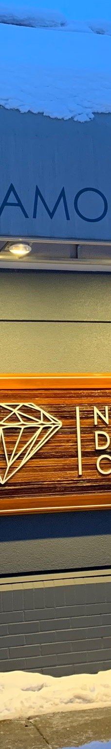 NWT Diamond Centre-耶洛奈夫