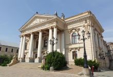 奥拉迪亚国家剧院景点图片