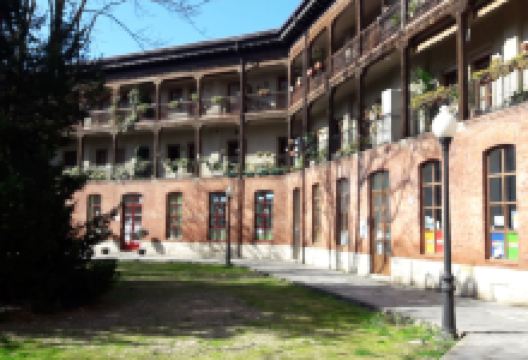 Plaza Viejo Coso景点图片