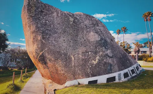 Dog Rock