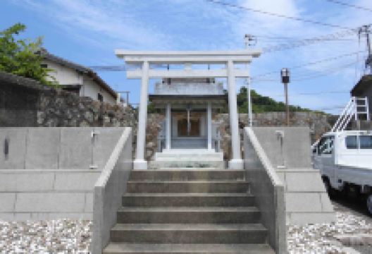 Takadaebisu Shrine景点图片