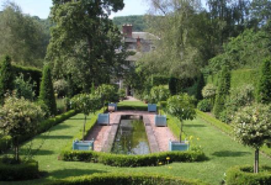 The Dower House Garden at Morville景点图片