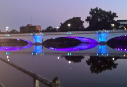 River Lights Plaza景点图片