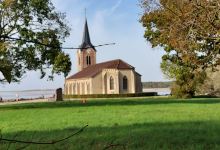 Église Saint-Nicolas d'Outines景点图片