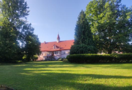 zámek Bílá Voda景点图片