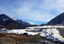 Spring water Nadibani景点图片