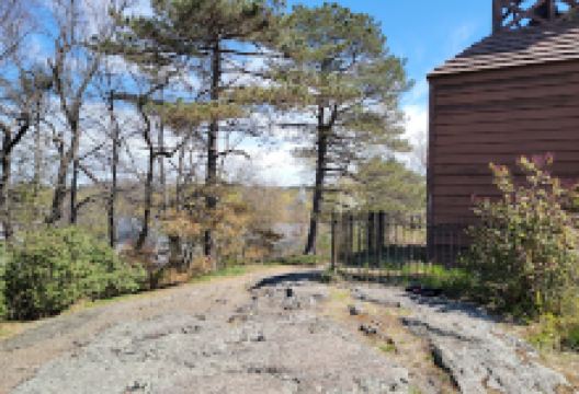 The Old Belfry景点图片