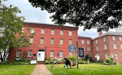 Memorial Hall Museum