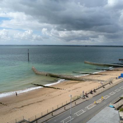 英国伦敦+苏格兰高地+牛津+尼斯湖+多佛尔白色悬崖+巨石阵+爱丁堡+剑桥12日11晚拼小团