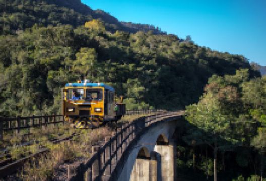 Ponte Ferroviária Feitor Faé景点图片