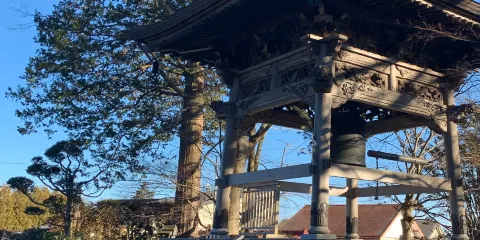 泉洞寺