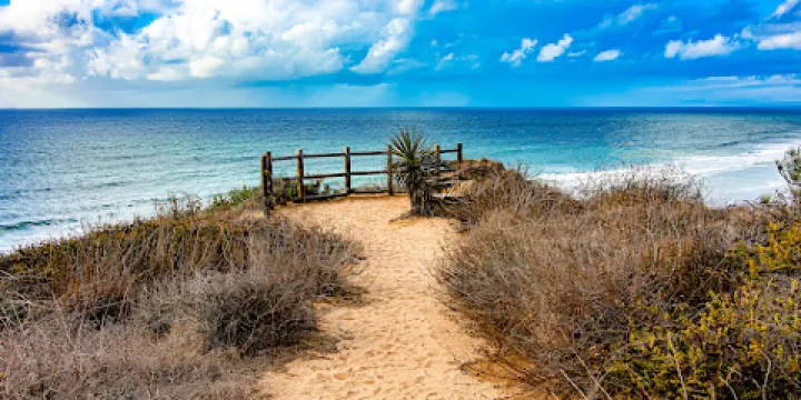 Razor Point and Beach Trail Loop