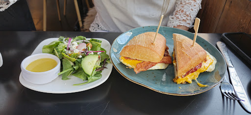 Taylor Street Tavern