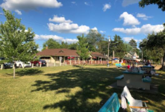 Avon City Beach景点图片