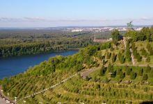 萨拉瓦特·尤拉耶夫雕像景点图片