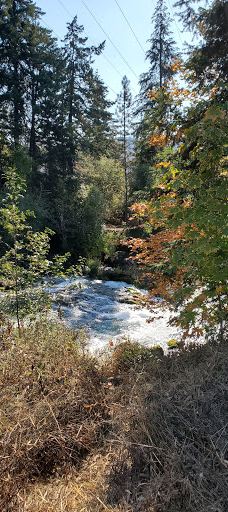 Husum Falls-克利基塔特县