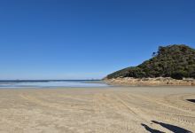 Norman Beach Carpark景点图片