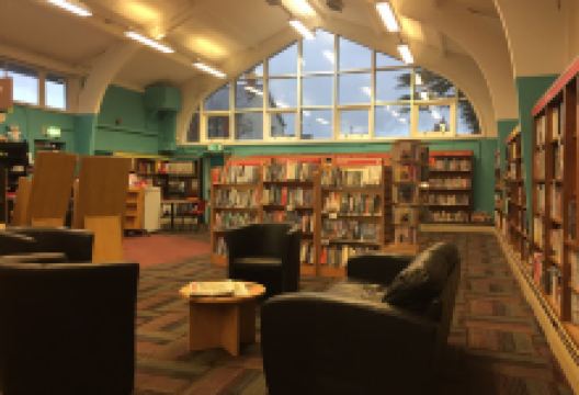 Cinderford Library景点图片