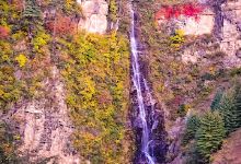 Parsha waterfall景点图片