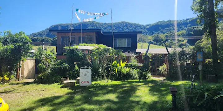 可倫賓岩石水潭