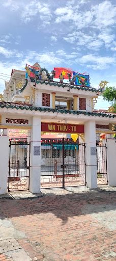 Van Thuy Tu Temple-潘切