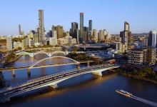 Go Between Bridge景点图片