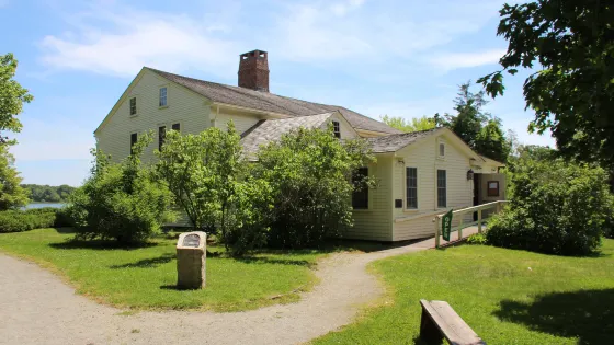 Smith's Castle