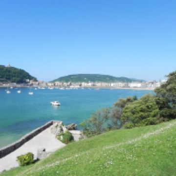 宏达瑞比亚图片