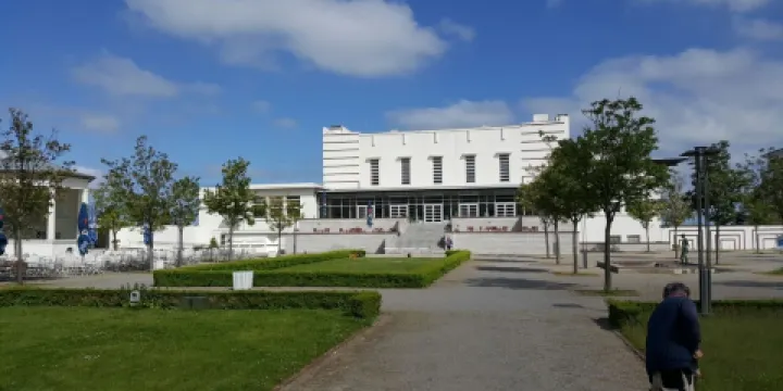 Skulptur 'Die Badende'