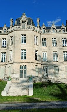 Chateau de la Mercerie-马尼亚克拉瓦莱特维拉尔