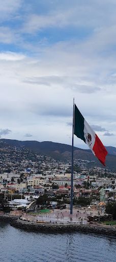 Monumental Flag-恩森那达