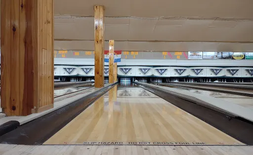 Pla-Mor Lanes