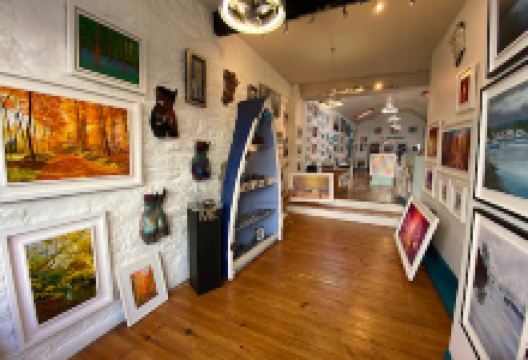 The Boathouse Gallery景点图片