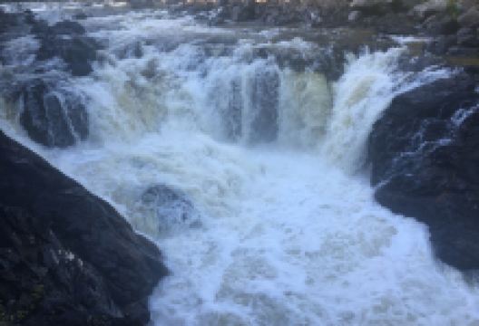 Batchawana Falls景点图片