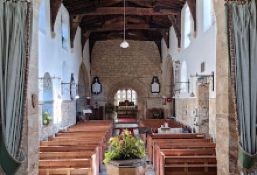 The Parish Church of Saint Mary the Virgin景点图片