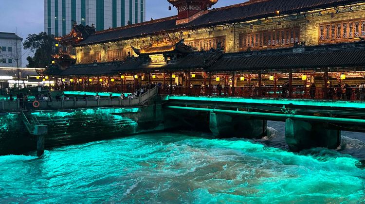 8D7N · Group Tours · Sichuan Panorama Tour,Chengdu+Chengdu Research Base of Giant Panda Breeding+Jiuzhaigou+Sanxingdui Museum+Leshan+Mount Emei,Stay in 5-Diamond Hotels,No shopping& Small Group of 10