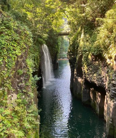 6天5晚 • 糸島海岸+高千穗秘境+阿蘇山+由布院溫泉+別府地獄一覽九州風光