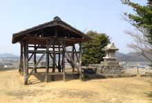 富田茶臼山古墳景点图片