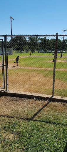 West City Park-矿泉井城