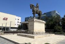 Monumentul lui MIRCEA cel BATRAN景点图片