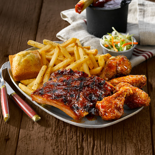 Montana's BBQ & Bar - 17th St