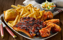 Montana’s BBQ & Bar餐厅图片