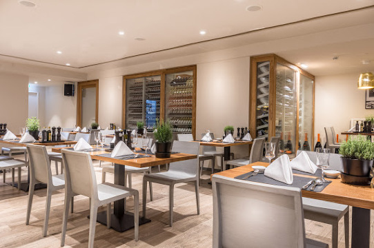 Vince Vinoteca & Restaurant