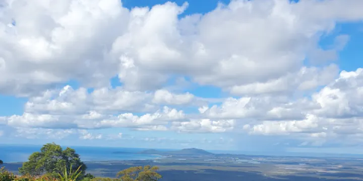 Yarrahapinni Lookout