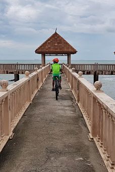 Pantai Tanjung Balau-Pantai Timur