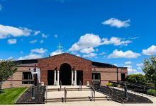 Queenship of Mary Roman Catholic Church景点图片